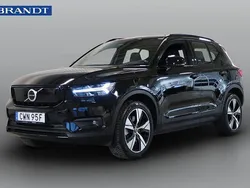 Svart Begagnad 2022 Volvo XC40 Plus SUV | 359 900 kr