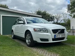 Vit Begagnad 2008 Volvo V50 Kinetic Kombi | 37 000 kr (Marknadspris)