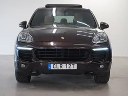 Brun Begagnad 2017 Porsche Cayenne S E-Hybrid Platinum Edition SUV | 369 999 kr (Bra pris)