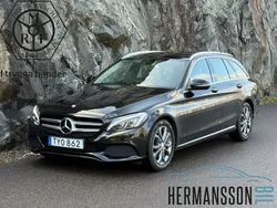 Svart Begagnad 2017 Mercedes C220 Avantgarde Kombi | 154 900 kr