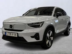 Ljusblå (blå) Begagnad 2023 Volvo EC40 Single Motor Extended Range SUV | 439 900 kr