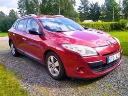 Röd Begagnad 2010 Renault Mégane GrandTour Kombi | 37 000 kr (Marknadspris)