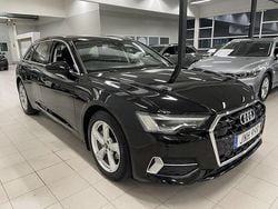 Brilliantsvart Begagnad 2023 Audi A6 Sport Kombi | 379 900 kr (Bra pris)