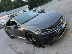 Grå Begagnad 2018 VW Arteon GTS Halvkombi | 252 000 kr (Marknadspris)