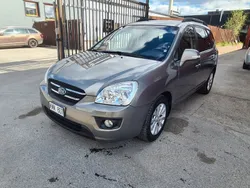 Grå Begagnad 2009 Kia Carens 4 Minibuss | 74 900 kr (Dyr)