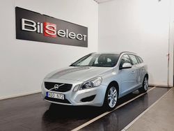 Ljusgrå Begagnad 2010 Volvo V60 Momentum Kombi | 89 900 kr (Lite dyr)