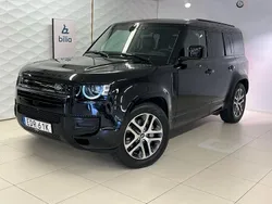 Svart Begagnad 2024 Land Rover Defender SE Dynamic SUV | 1 095 000 kr (Marknadspris)