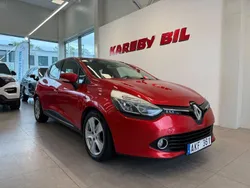Röd Begagnad 2013 Renault Clio IV Halvkombi | 43 900 kr (Marknadspris)