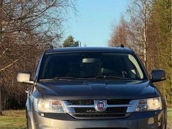 Grå Begagnad 2013 Fiat Freemont SUV | 75 000 kr (Superpris)