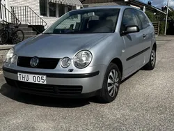 Silver Begagnad 2002 VW Polo Basis Halvkombi | 16 900 kr (Marknadspris)