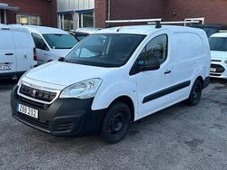Vit Begagnad 2017 Peugeot Partner Van | 79 000 kr (Bra pris)
