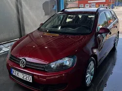 Röd Begagnad 2010 VW Golf VI Kombi | 21 000 kr (Superpris)