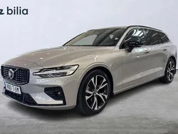 Silver Begagnad 2024 Volvo V60 Plus Kombi | 379 900 kr (Bra pris)