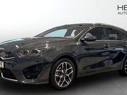 Grå (grey) Begagnad 2022 Kia Ceed Sportswagon Plus Kombi | 249 900 kr (Bra pris)