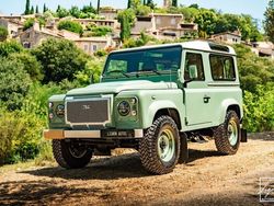 Begagnad 2014 Land Rover Defender SUV | 949 900 kr