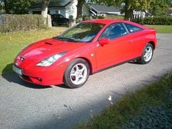 Röd Begagnad 2000 Toyota Celica Halvkombi | 64 800 kr