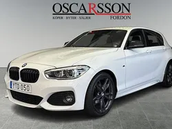 Vit Begagnad 2019 BMW 120 Shadowline Halvkombi | 224 900 kr (Marknadspris)