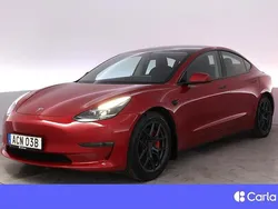 Röd Begagnad 2021 Tesla Model 3 Performance Sedan | 339 900 kr (Lite dyr)