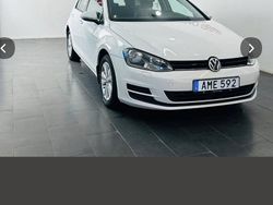 Vit Begagnad 2014 VW Golf VII Halvkombi | 144 900 kr