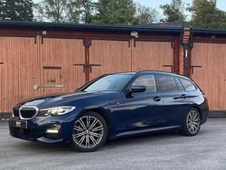 Blå Begagnad 2020 BMW 320 M Sport Kombi | 329 000 kr (Marknadspris)