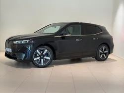 Svart Begagnad 2022 BMW iX Comfort Edition SUV | 485 000 kr (Marknadspris)