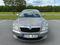 Brun Begagnad 2012 Skoda Octavia Halvkombi | 85 000 kr (Bra pris)