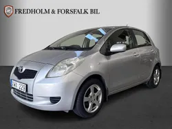 Silver Begagnad 2006 Toyota Yaris Halvkombi | 38 900 kr (Marknadspris)