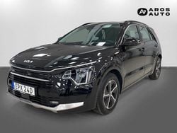 Svart Begagnad 2023 Kia Niro SUV | 338 900 kr (Marknadspris)