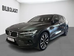 Begagnad 2023 Volvo V60 CC Kombi | 399 800 kr (Marknadspris)