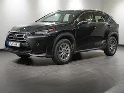 Svart Begagnad 2016 Lexus NX300h SUV | 278 800 kr (Marknadspris)