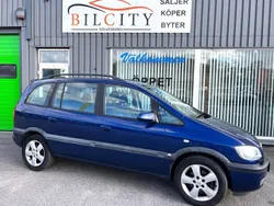 Blå Begagnad 2005 Opel Zafira Minibuss | 29 900 kr (Marknadspris)