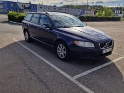 Blå Begagnad 2010 Volvo V70 Kinetic Kombi | 55 000 kr (Superpris)