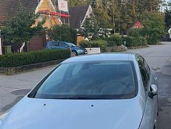 Silvergrå Begagnad 2005 Peugeot 407 Sedan | 22 000 kr (Bra pris)