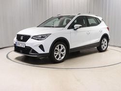 Vit Begagnad 2024 Seat Arona FR SUV | 208 900 kr (Marknadspris)
