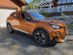 Orange Begagnad 2022 Peugeot e-2008 Allure SUV | 189 000 kr (Bra pris)