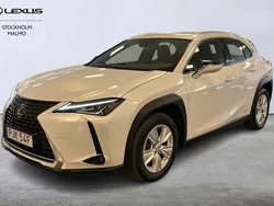 Vit Begagnad 2019 Lexus UX 250h E-FOUR SUV | 259 000 kr (Bra pris)