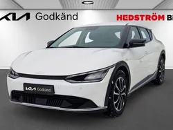 Vit Begagnad 2022 Kia EV6 2 SUV | 349 000 kr