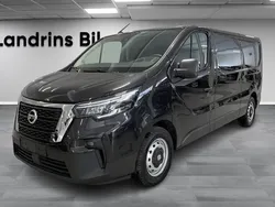 Svart (midnight black) Begagnad 2023 Nissan Primastar Acenta Minibuss | 370 000 kr (Lite dyr)