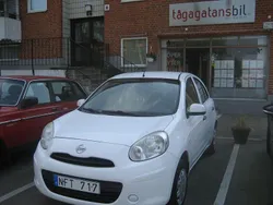 Vit Begagnad 2013 Nissan Micra Halvkombi | 44 000 kr (Marknadspris)