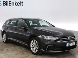 Mörkgrå Begagnad 2022 VW Passat GTE Kombi | 248 900 kr (Bra pris)