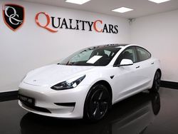 Vit Begagnad 2023 Tesla Model 3 Standard Range Sedan | 379 000 kr (Lite dyr)
