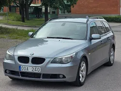 Ljusgrå Begagnad 2006 BMW 520 Kombi | 49 999 kr (Marknadspris)