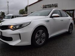 Vit pärla met Begagnad 2017 Kia Optima Sedan | 199 900 kr