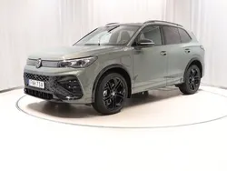 Grön Begagnad 2024 VW Tiguan R-line SUV | 568 800 kr