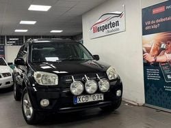 Svart Begagnad 2005 Toyota RAV4 SUV | 34 900 kr (Marknadspris)