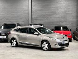 Ljusbrun (brun metallic) Begagnad 2010 Renault Mégane GrandTour Kombi | 39 900 kr (Lite dyr)