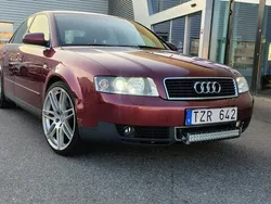 Röd Begagnad 2003 Audi A4 Comfort Sedan | 18 000 kr (Bra pris)