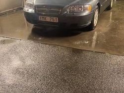 Begagnad 2006 Volvo V70 Kombi | 30 000 kr (Marknadspris)