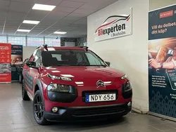 Röd Begagnad 2016 Citroën C4 Cactus PureTech Halvkombi | 109 900 kr (Marknadspris)