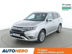 Silver Begagnad 2018 Mitsubishi Outlander P-HEV SUV | 209 000 kr (Marknadspris)